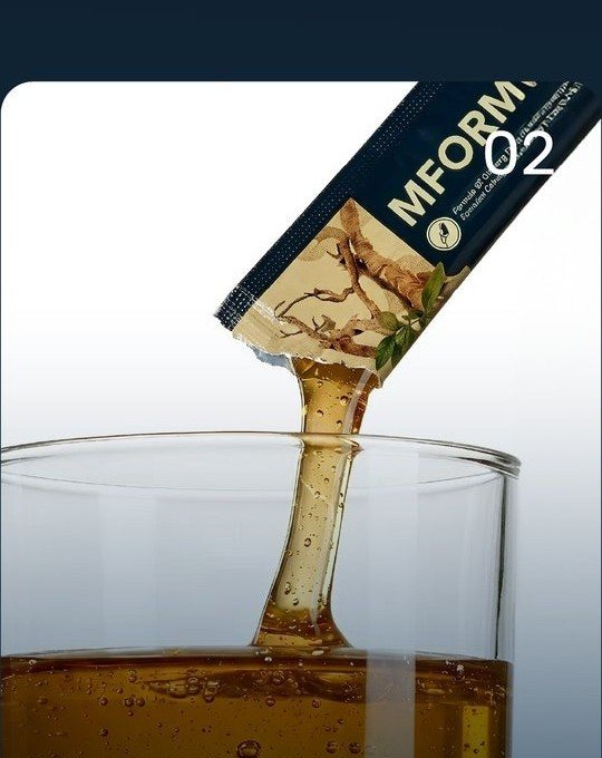 MFormula liquid formula pouring from the sachet